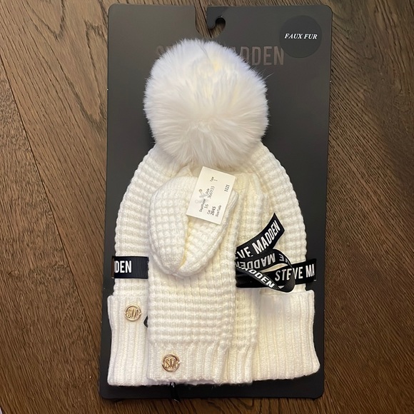 Steve Madden Faux Fur Hat & Hand Warmer Set - Picture 1 of 5